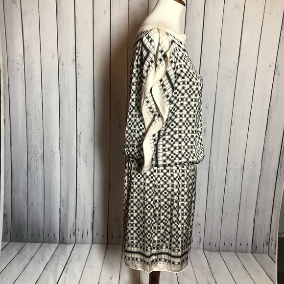 Max Studio Handkerchief Dress - Picture 3 of 7